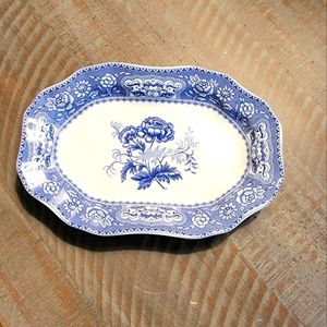 Spode Blue Room Georgian Floral open 4.5 × 6.5" butter/trinket dish.